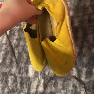 yellow flats